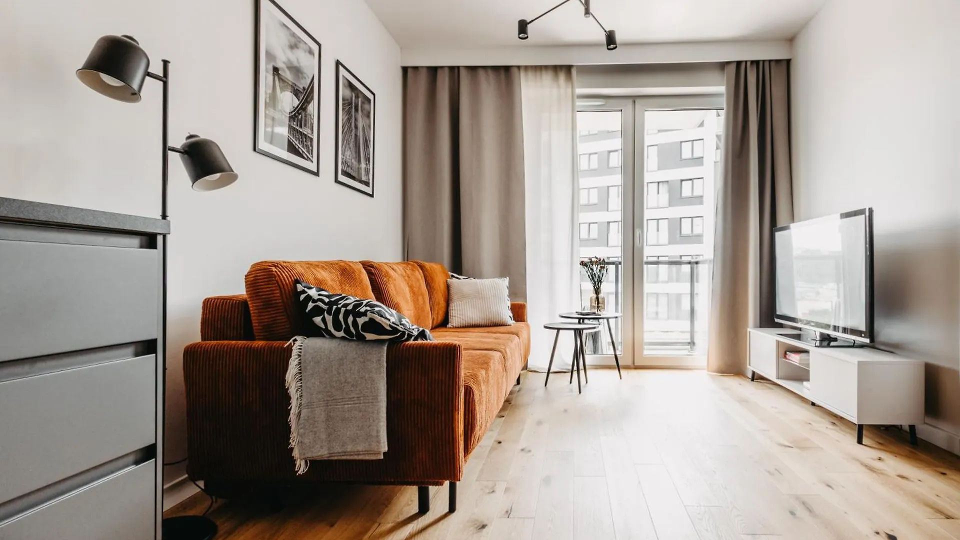 Bialowieska 67 - Apartament Z Sypialnia, Balkon W Porcie Popowice - Fair Rentals Wrocław